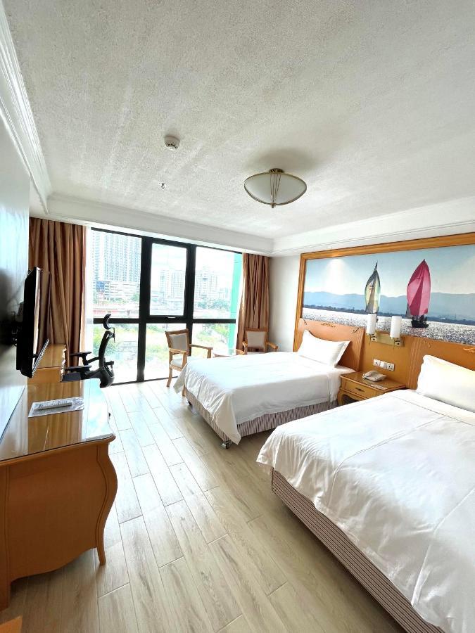 Royal J Hotel Cebu Εξωτερικό φωτογραφία