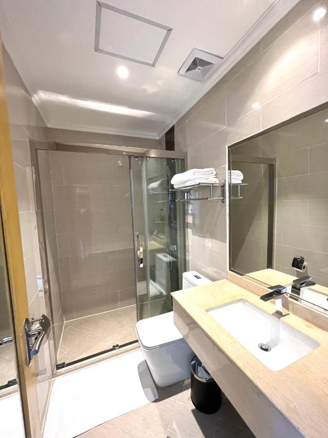 Royal J Hotel Cebu Εξωτερικό φωτογραφία